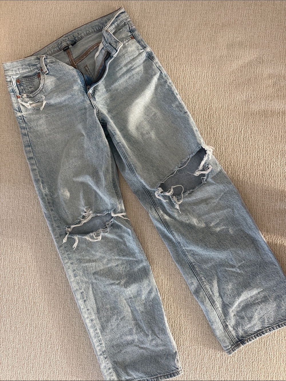 American Eagle Outfitters Light Blue Distressed Straight Jeans
